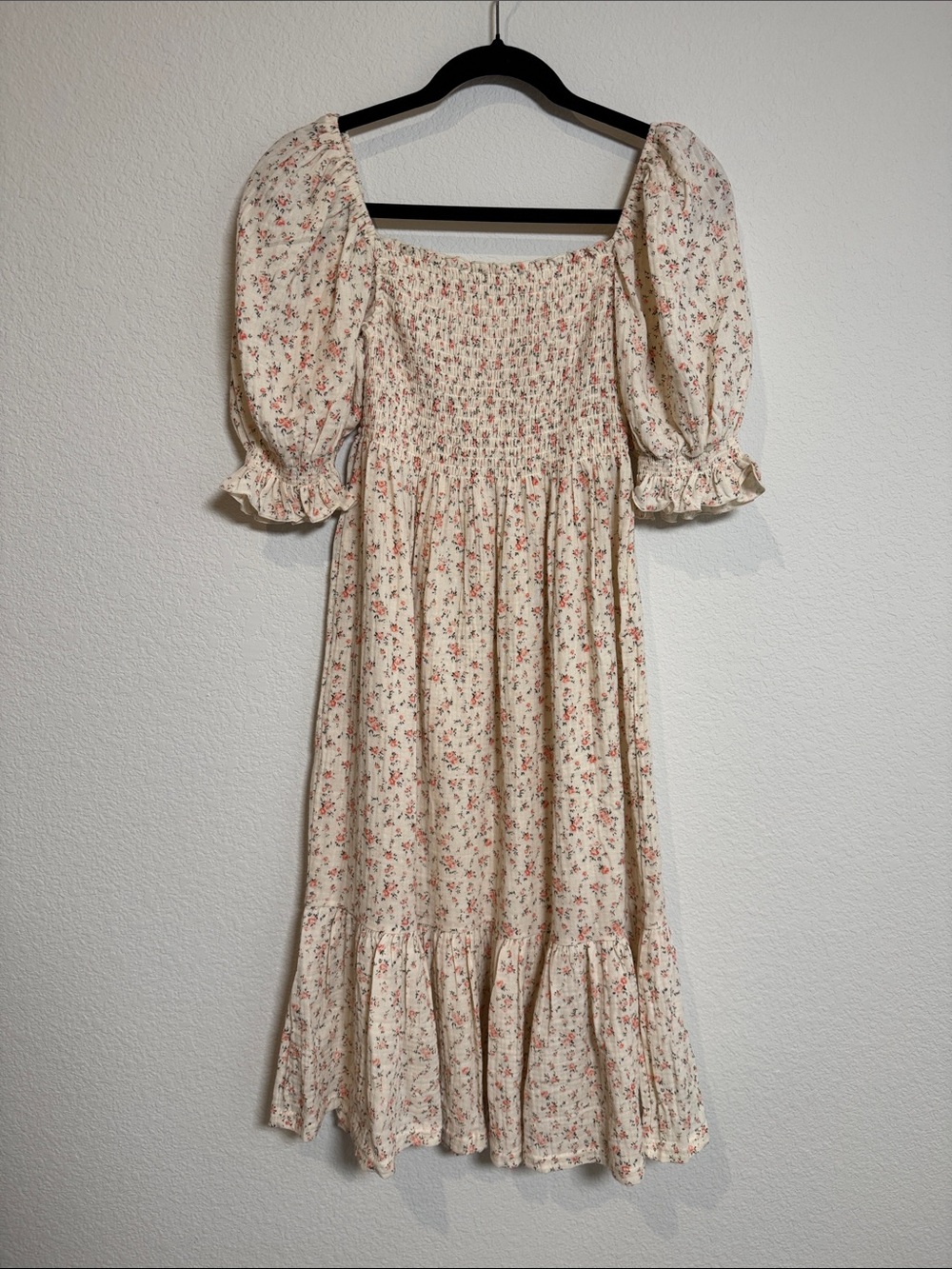 Nothing Fits But Kiko Cream Floral Smocked Cottagecore Midi Dress Size Small